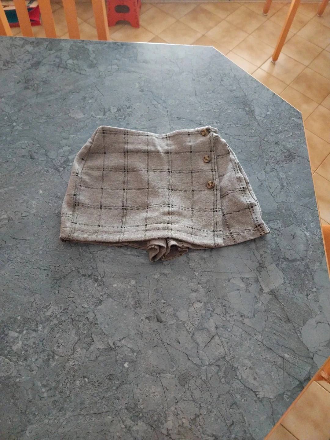 Jupe short hiver T.8ans